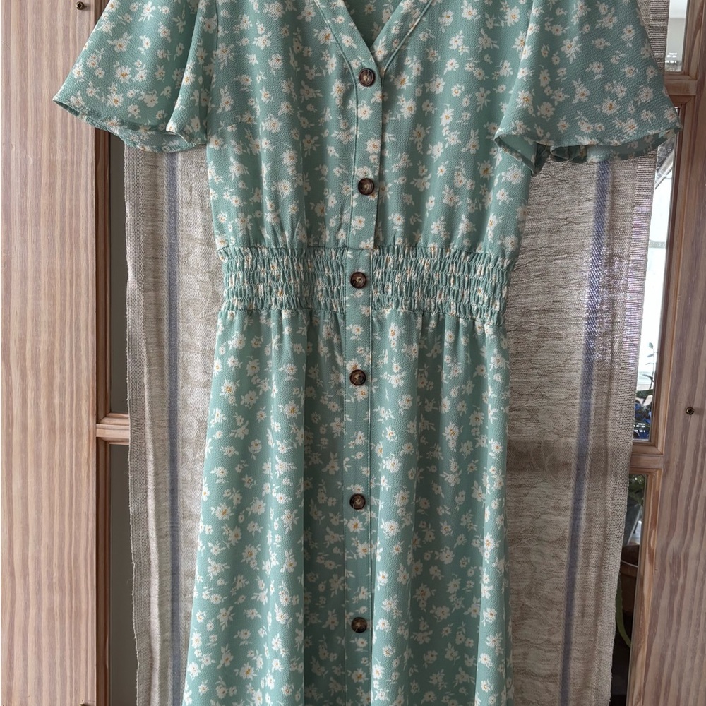 Light Sage Green Floral Spring Dress - Picture 3 of 8
